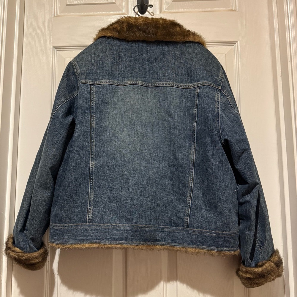 Blue Denim Jacket with Faux Fur TrimMob Wife size XL money flashy dramatic loud - Picture 4 of 8